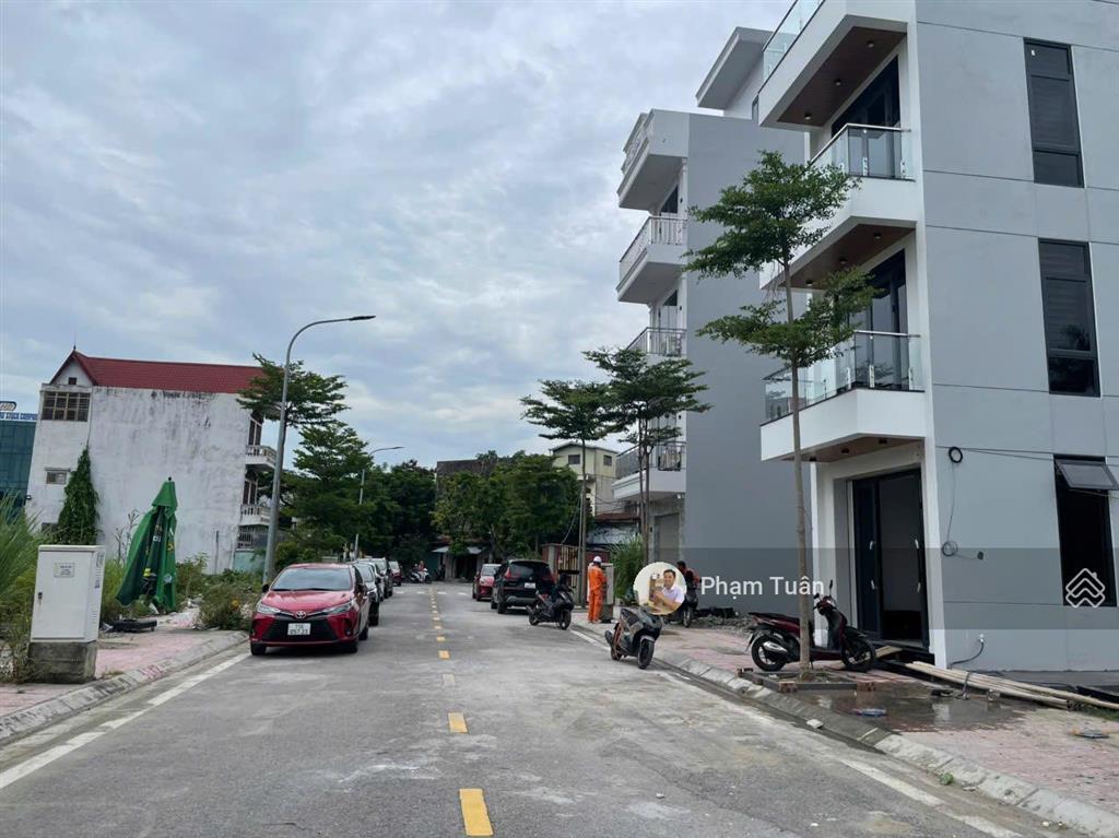 Spcc, lô áp góc vườn hoa đất tái định cư 83 vạn mỹ, ngô quyền (e439)  0917 696 ***
