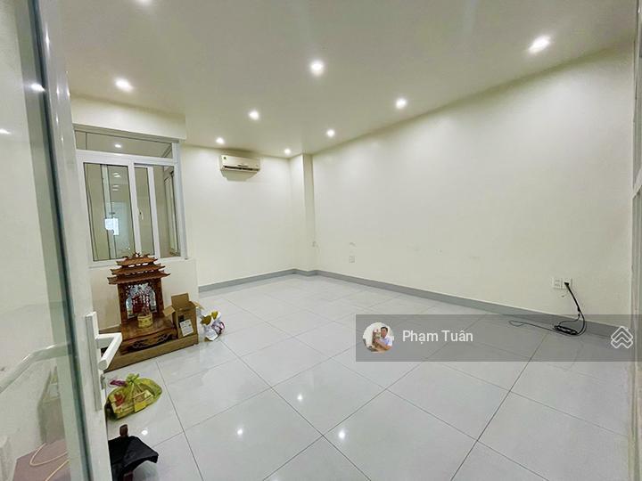 Cho thuê văn phòng có thang máy gần siêu thị go, lê hồng phong  0917 696 ***