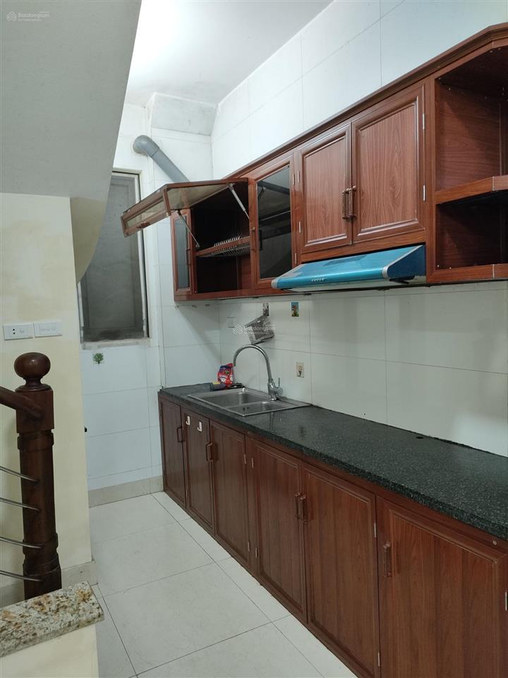 Cho thuê lâu dài nhà riêng tại ngọc thụylong biên, 6.8 triệu, 30 m2, đẹp, nhiều tiện ích hot