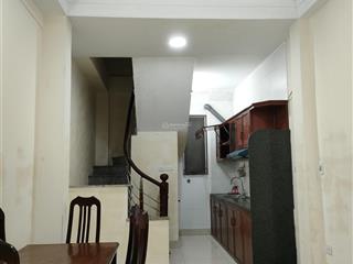 Cho thuê lâu dài nhà riêng tại ngọc thụylong biên, 7,5 triệu, 30 m2, đẹp, nhiều tiện ích hot