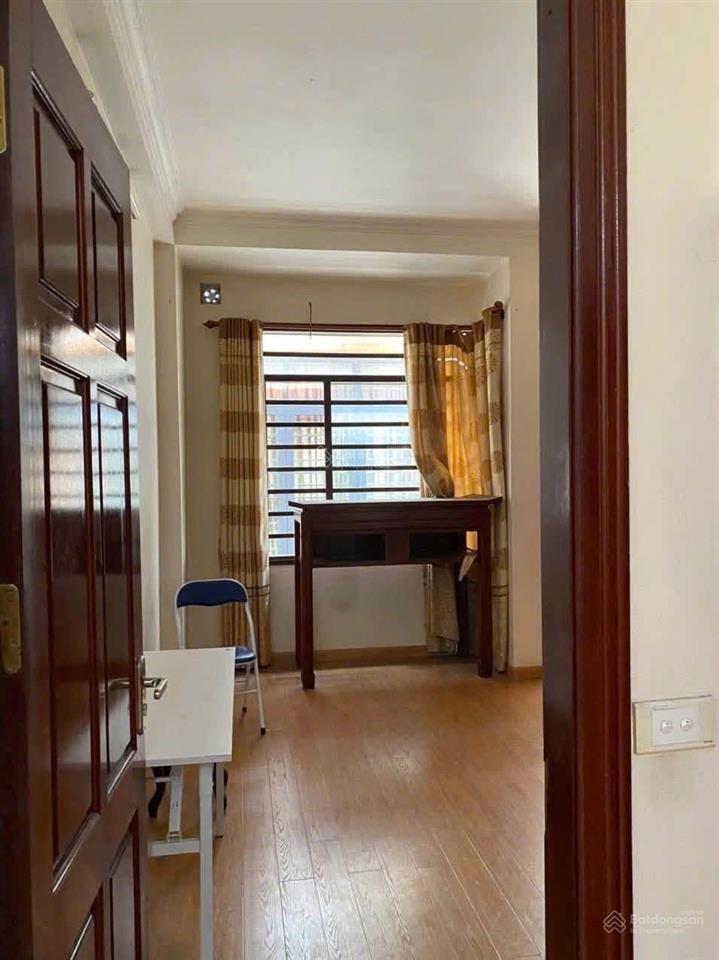 Chủ thở o xy cần bán gấp mặt phố hoàng văn thái dt63m/ 5/ giá 20 tỷ