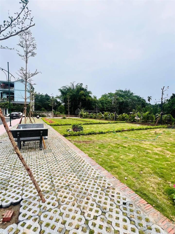 Quỹ đất vàng trực diện hồ sinh thái hòa lạc  đường ô tô tránh  sổ sẵn sàng tên