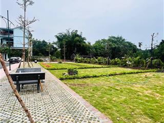 Quỹ đất vàng trực diện hồ sinh thái hòa lạc  đường ô tô tránh  sổ sẵn sàng tên