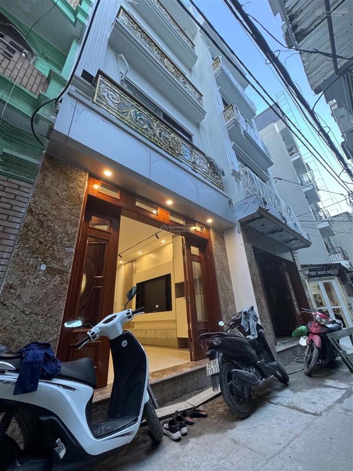 Bán nhà phố giải phóng, 6 tầng thang máy, ngõ thông kinh doanh, 8 phòng ngủ khép kín  giá 15.5 tỷ