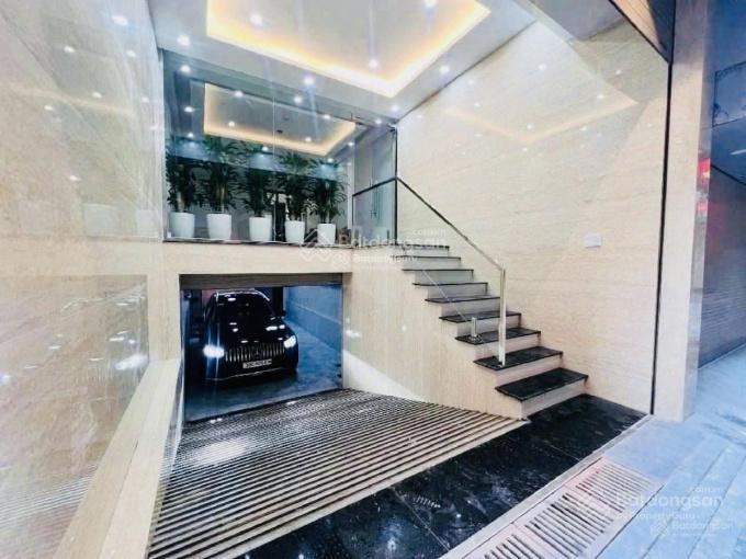 Bán nhà 8 tầng nổi, 1 tầng hầm, thang máy, phố mễ trì, kd, vp đỉnh, phân lô,ô tô tránh, vỉa hè rộng