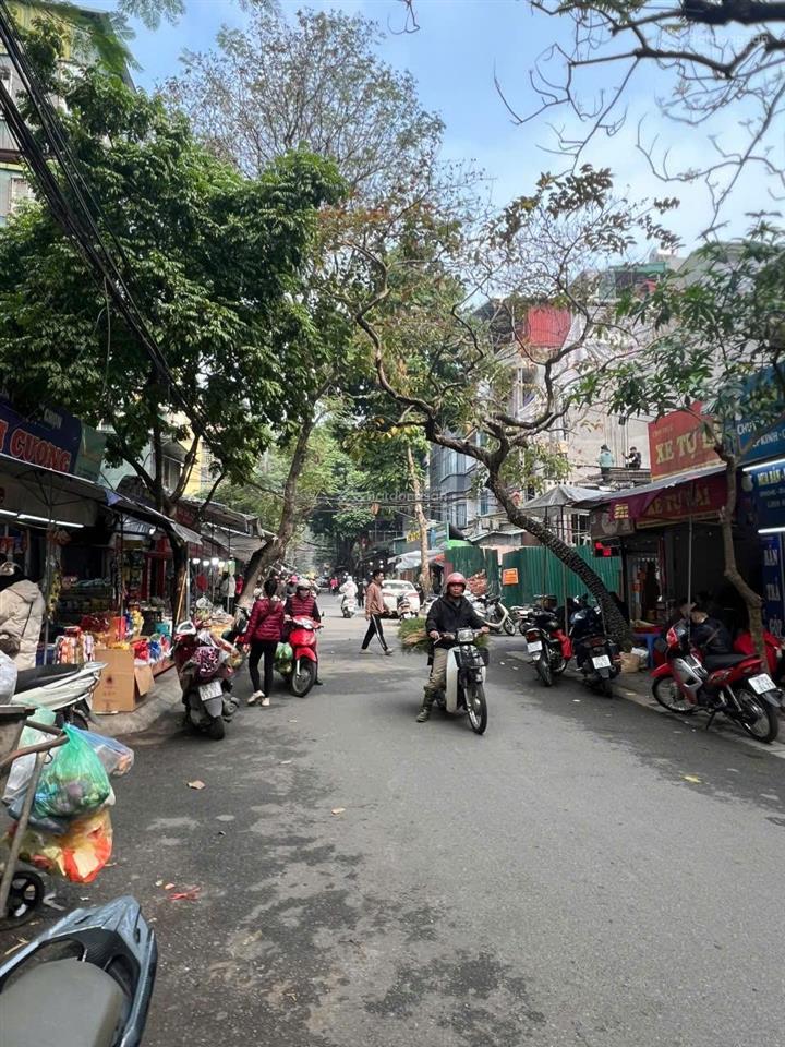 Chính chủ bán nhà phố nghĩa tân, đường rộng 12m, kinh doanh sầm uất