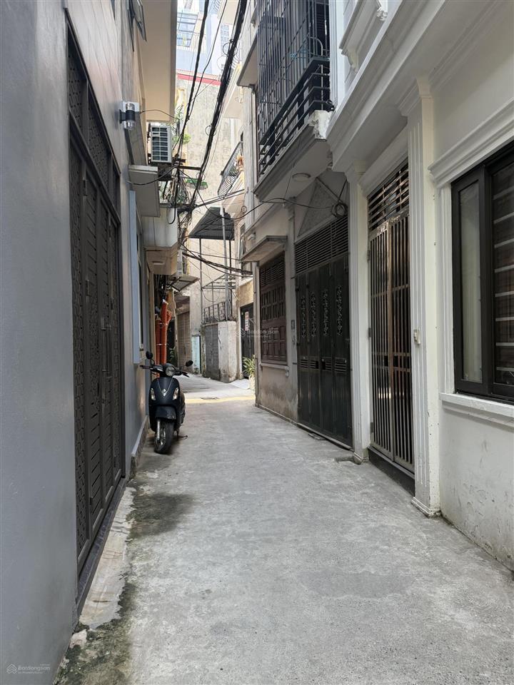Chính chủ bán đất ngõ 1 võ chí công, cách ô tô tránh 30m, s=33m2, giá 5,8 tỷ