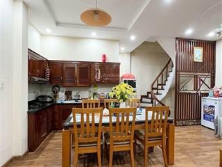 Mặt ngõ phú diễn, 5 tầng thang máy, nhà mới, ô tô 7 chỗ vào, lô góc, 10m ra mặt phố