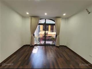 Bán nhà hồ tùng mậu, 40m, 5 tầng, ngõ 3m, 30m ra ô tô tránh