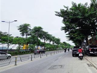 Bán miếng đất gần 1000m2 mặt phố võ chí công