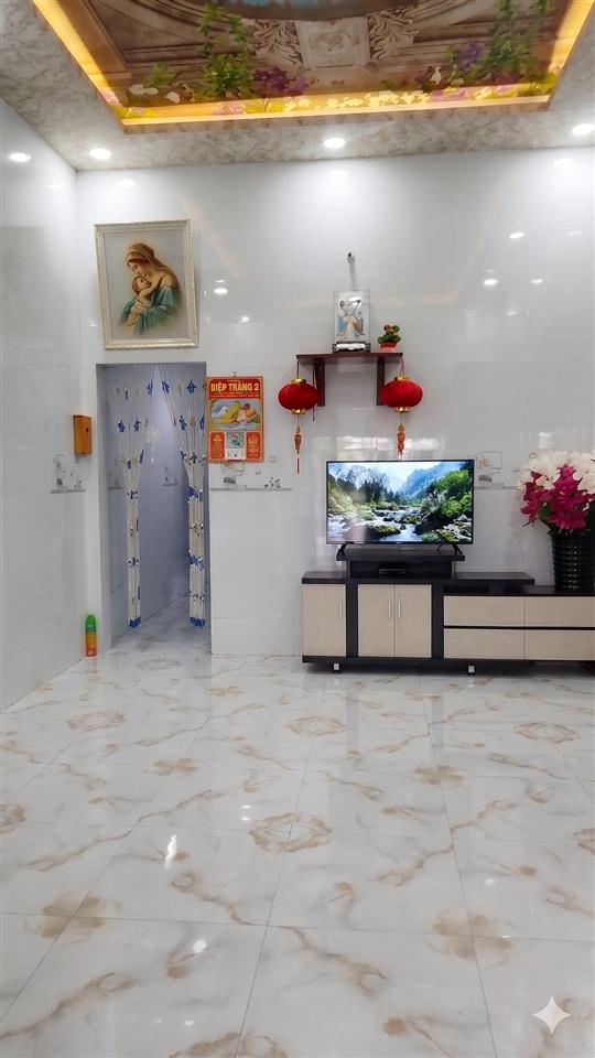 Bán nhà mặt phố Phú Long - Kinh Cùng, Sa Đéc, Đồng Tháp. Sổ hồng, 105m2, 2PN. Giá 1.3 tỷ.