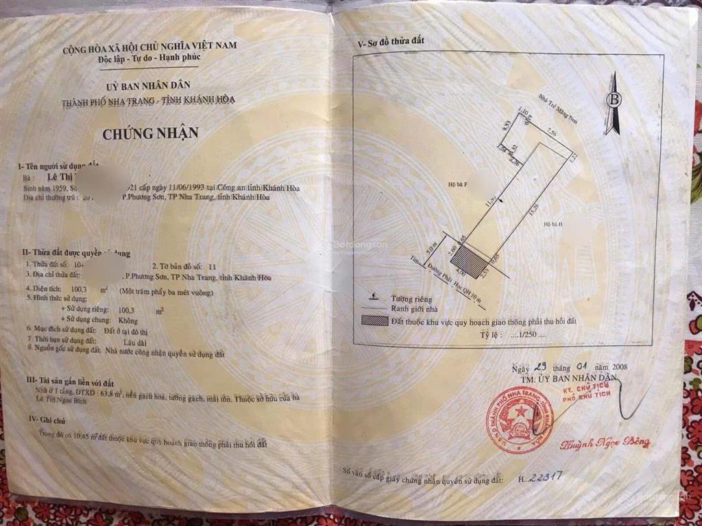 Cần bán nhà nở hậu, hẻm ô tô giữa tttp nha trang