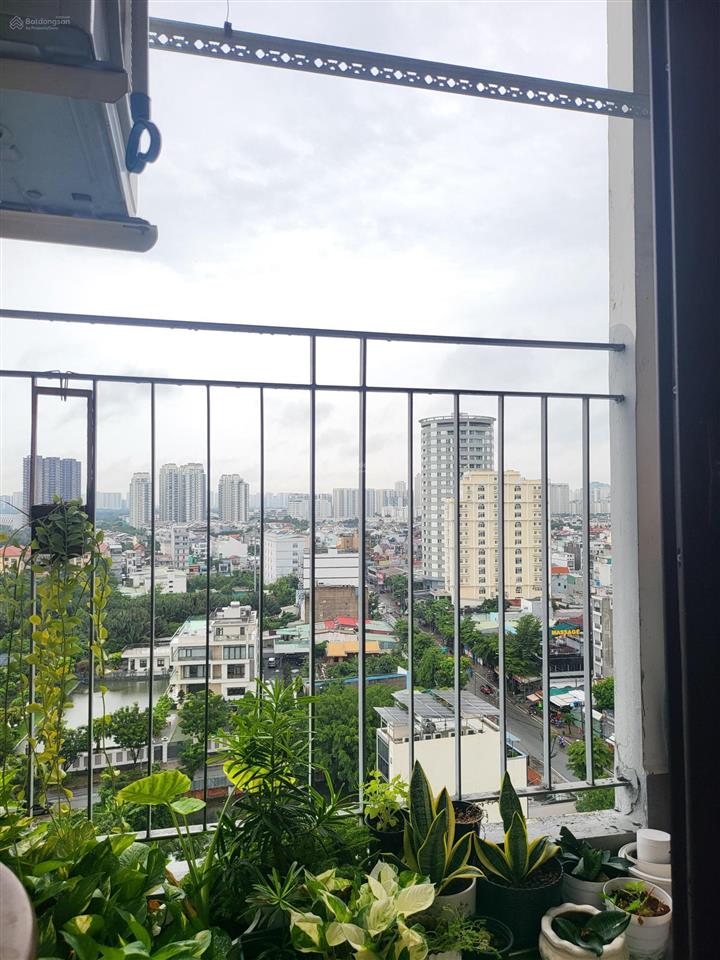 Cho thuê cc hoàng quốc việt, 8 triệu, 54m2, 2pn, 1wc, full nội thất