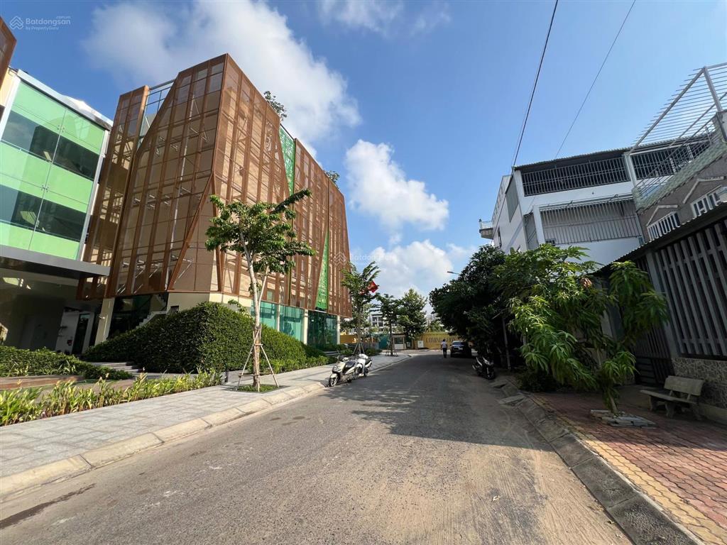 Chính chủ cần bán nhà nuôi yến khu tái định cư thái sơn, diện tích 8m x 20m