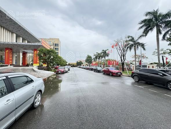 Đấu giá anh dũng 7 vị trí ngay chân cầu rào 1, bđcc giá chỉ hơn 2 tỷ
