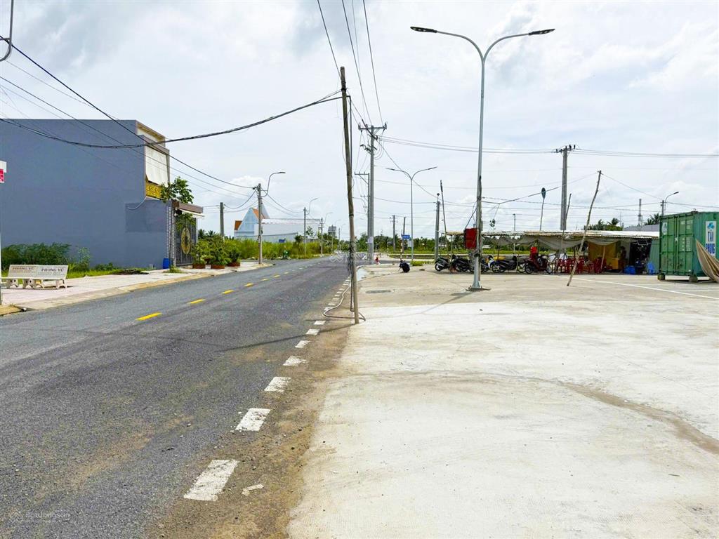 Bao phí thuế!! giá hời khu đông phú! 1 nền cuối đường số 5