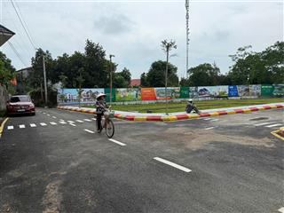 Sát metro và quốc lộ 21 sẵn sổ full thổ cư  dt 100m  chủ cần bán gấp  giá thấp hơn thị trường