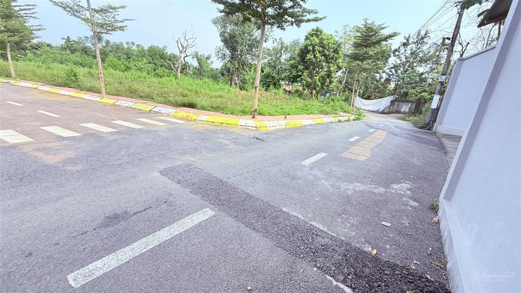 Dt 100m  chủ bán cắt ngay 300tr trong vòng 1 tuần  sát tỉnh lộ 420 và đường sắt metro số 8đh fpt