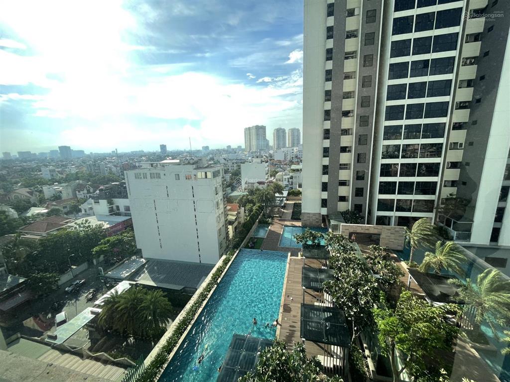 Bán nhanh căn hộ 2 phòng ngủ  căn góc 7,8 tỷ  tầng cao  view sông sài gòn nhà sẵn giao dịch ngay