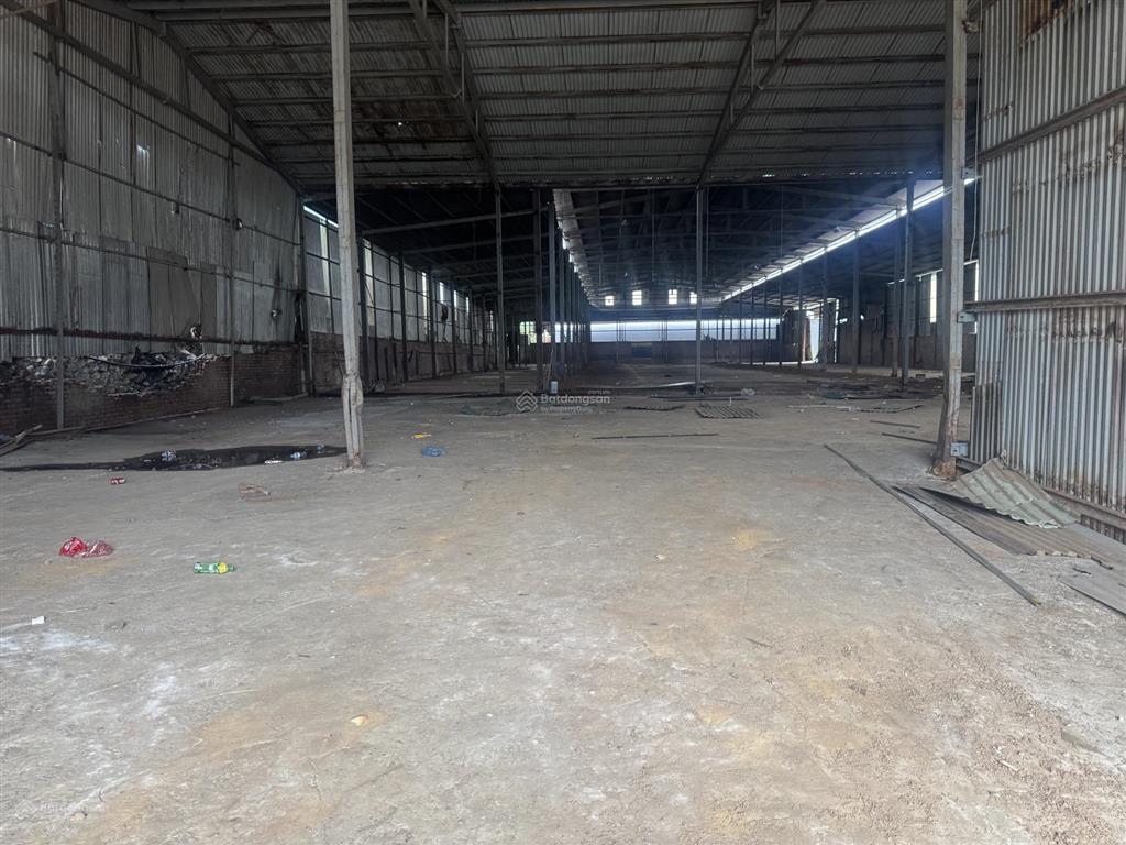 12.000m2 đất sxkd tại lõi đô thị vệ tinh hoà lạc  lô đất có 1  0  2 làm nhà máy, xưởng, sân tập