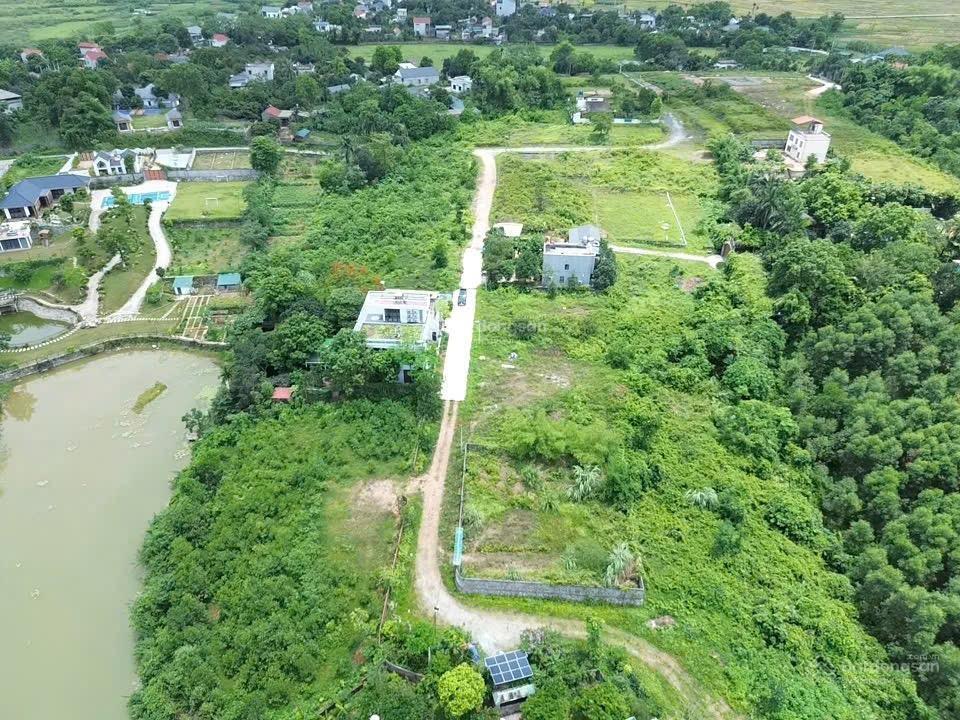 496m2 giá êm nhất khu vực cư yên lương sơn
lô góc 2 mặt thoáng phù hợp đầu tư