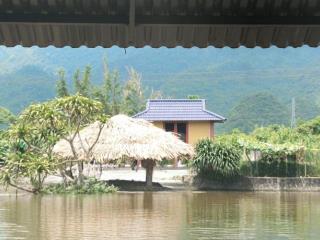 Đất 3 mặt thoáng, lưng tựa núi làm nghỉ dưỡng  đầu tư cực đẹp tại yên thủy