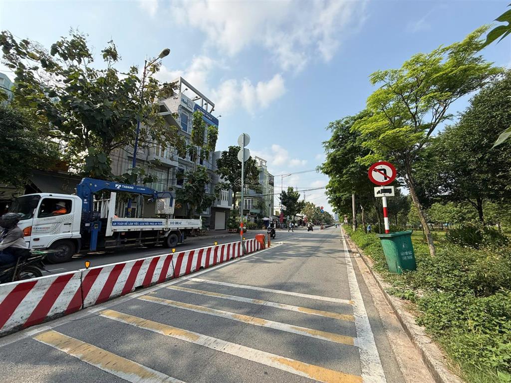 Bán mặt tiền 342a võ nguyên giáp, phường phước long  cách ga metro & ngã tư bình thái 300m