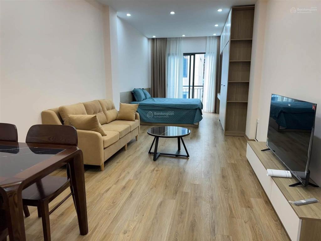 Cho thuê cc mini, 1pn, 1vs, 60m2, 8,5 triệu ở 265 bồ đề, long biên, hà nội