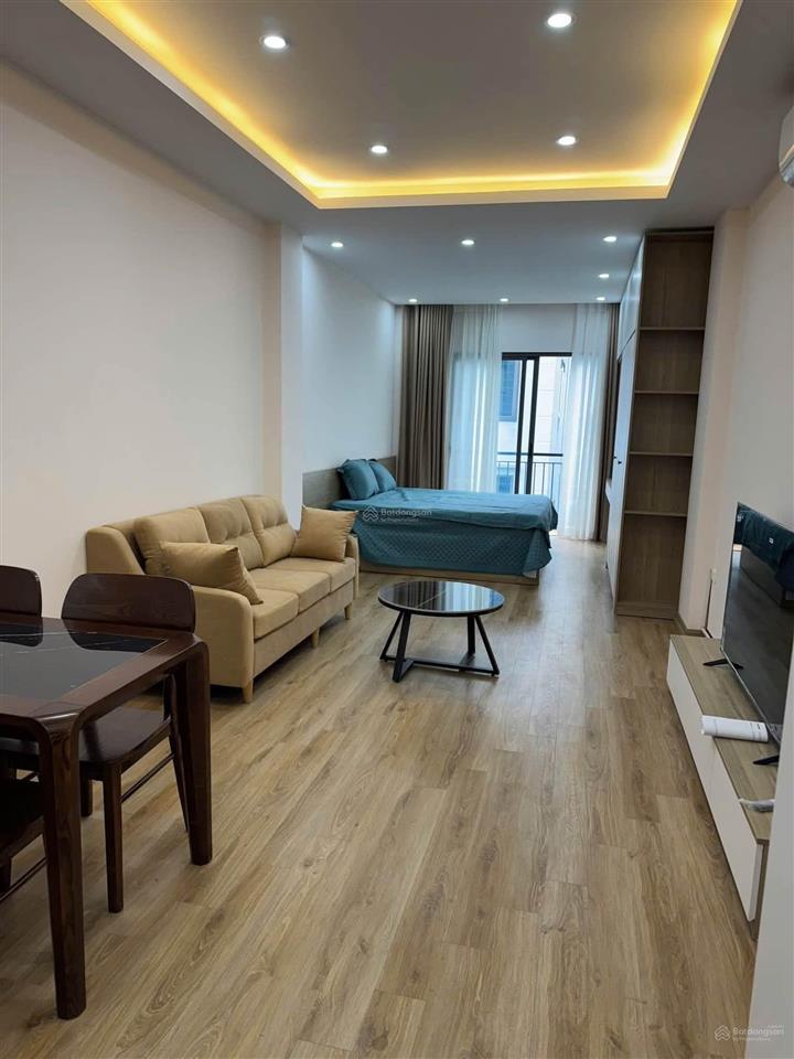 Cho thuê cc mini, 1pn, 1vs, 60m2, 8,5 triệu ở 265 bồ đề, long biên, hà nội