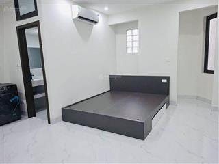 Cho thuê cc mini 1pn, 1wc, 30m2, 4,5 triệu tại nguyễn văn cừ, bồ đề, long biên, hà nội