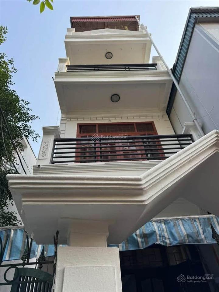 Cho thuê nhà riêng 298 ngọc lâm, 13,5 triệu, 98m2, 6pn, 3wc