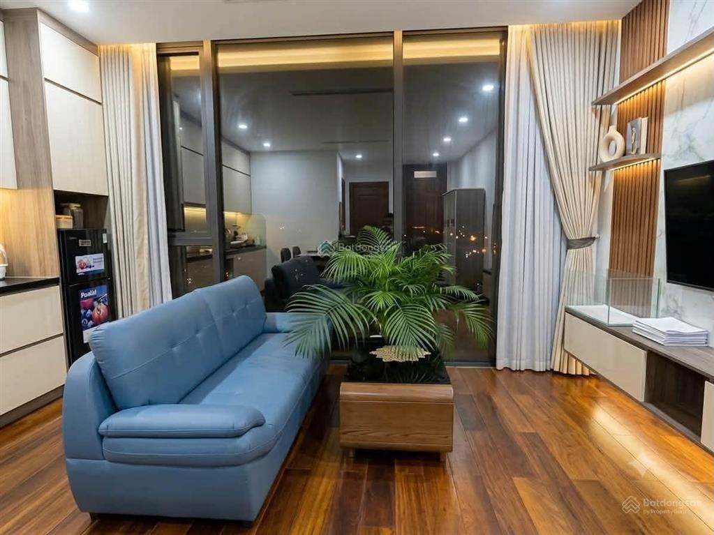 Cho thuê cc mini 60m2, giá cực chất 9,5 triệu tại lâm hạ, long biên, hà nội