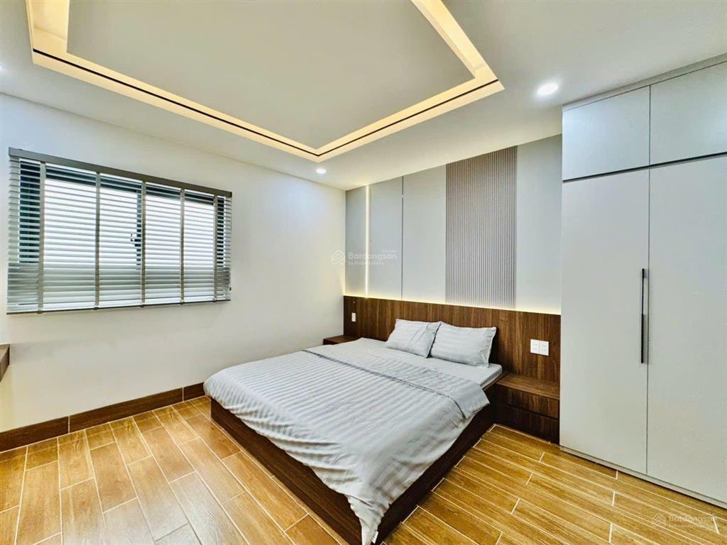 Chính chủ bán nhà phố phạm văn chiêu gò vấp, đường 10m gara ô tô thang máy