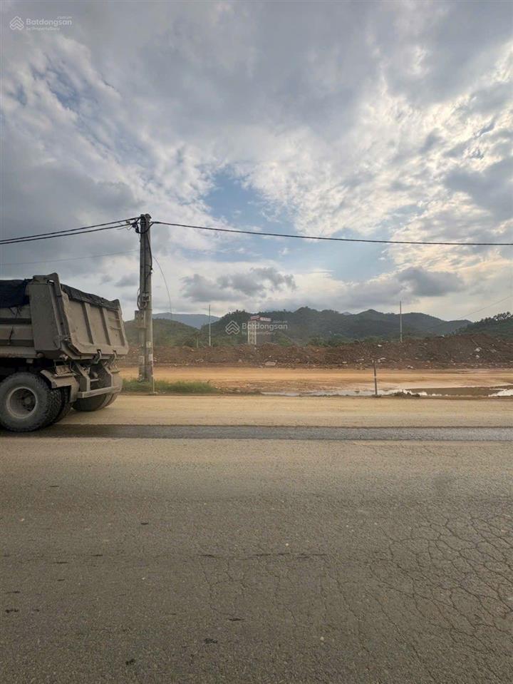 Quỹ đất hiếm mặt đại lộ thăng long kéo dài