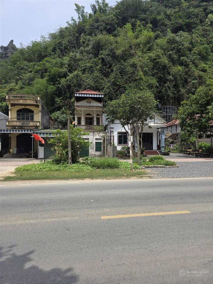 Bán đất kinh doanh tặng nhà mặt ql 6