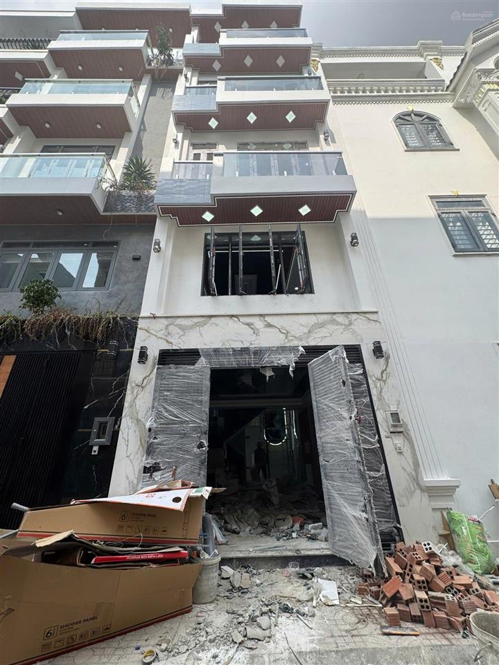 Bán nhà 5 lầu liên khu 45 bình tân