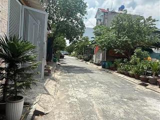 Nhà phân lô đồng bộ xuân thới thượng ngang 5m chuẩn đẹp có sẵn dòng tiền 8 triệu/tháng