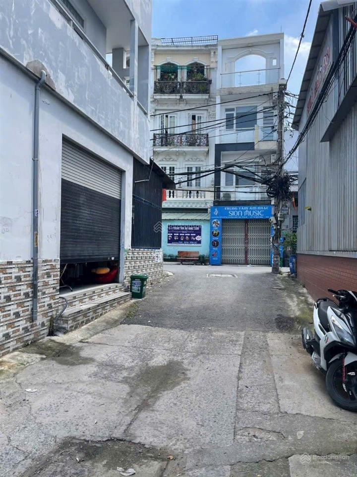 Bình tân 64m tầng shr 4pn giá 5,5 tỷ
 đường số 8, bình hưng hoà b, bình tân
giá bán 5,5