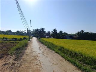 Chính chủ cần bán lô đất đẹp gần 100m2 ngang 5m đường bê tông thông thoáng