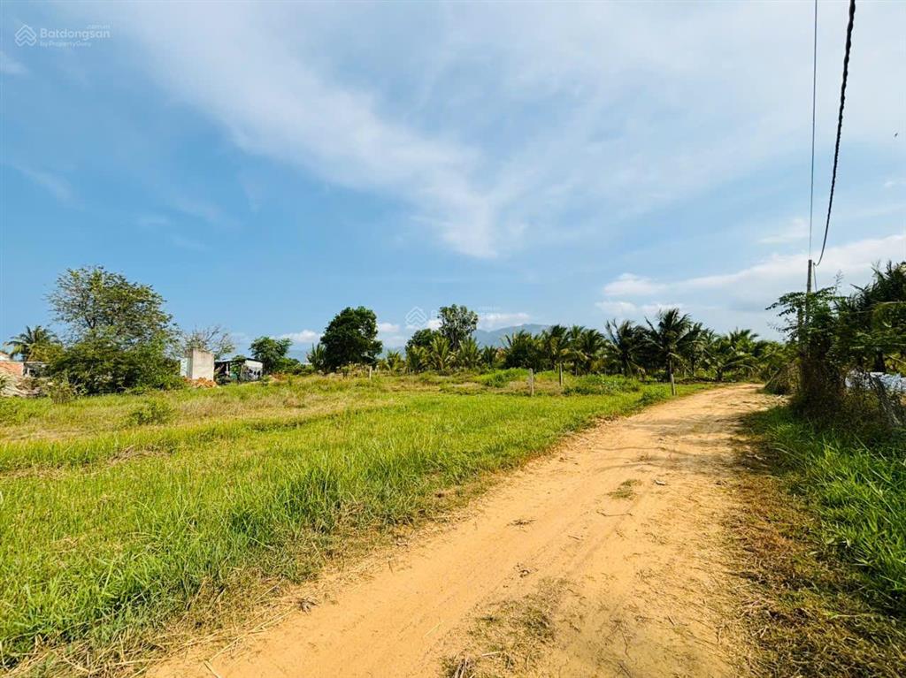 Bán lô đất full thổ tiềm năng đầu tư  gần khu công nghiệp & đường ven biển