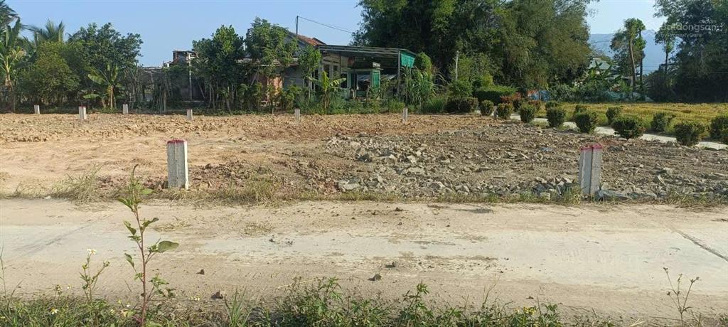 Chính chủ tôi cần bán 92,7m2 đất full thổ tại phường ninh hoà 350tr sổ sẵn