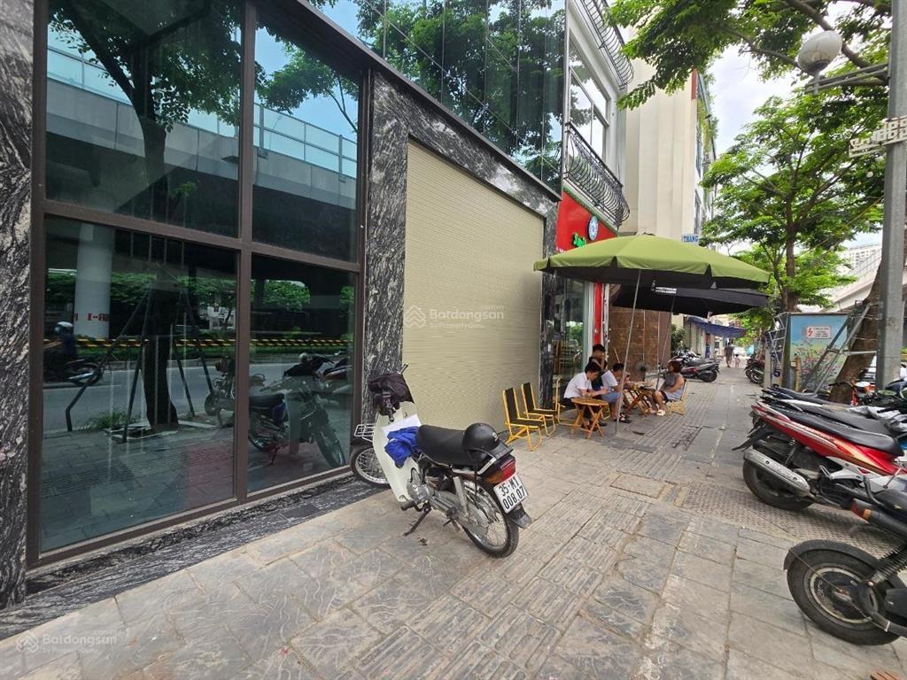 Mặt phố 8 tầng thang máy  vỉa hè cực rộng  kinh doanh sầm uất  không quy hoạch  16,5 tỷ
