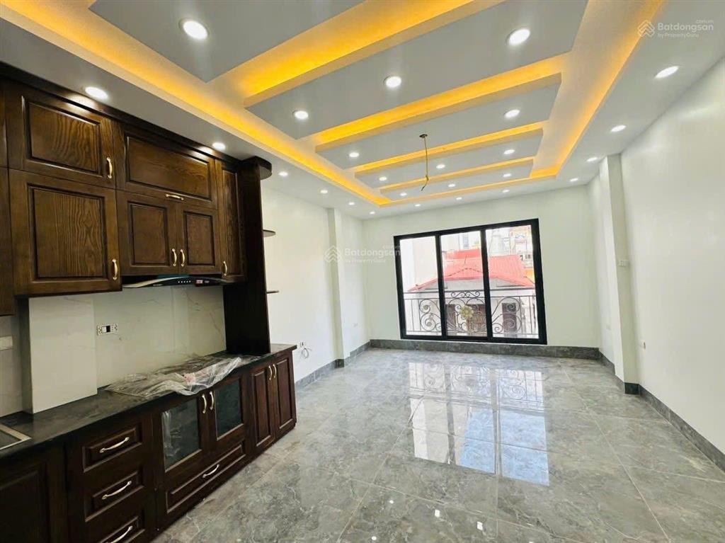 Giảm sâu  phân lô hoàng quốc việt, ô tô tránh vỉa hè  6 tầng thang máy xây mới  hơn 15 tỷ