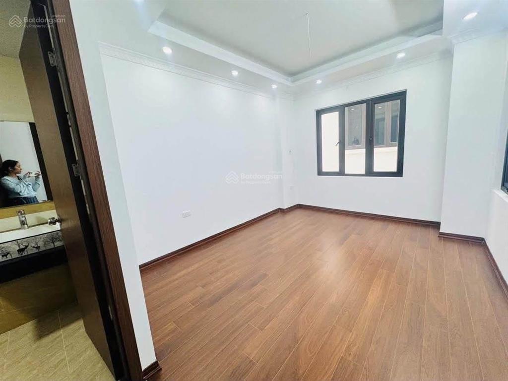 Ngoại giao đoàn, xuân đỉnh, oto đỗ cửa, 6 tầng thang máy giá hơn 8 tỷ