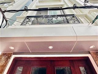 Ngoại giao đoàn, xuân đỉnh, oto đỗ cửa, 6 tầng thang máy giá hơn 8 tỷ