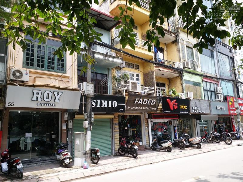 Giảm sâu bán căn nhà mặt phố, không quy hoạch, kinh doanh sầm uất chỉ hơn 300 triệu/m.
