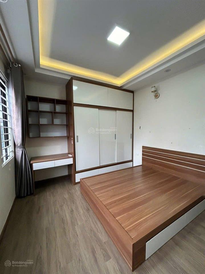 Chính chủ bán nhà đội cấn, nhà mới ở ngay, 5 tầng 6 ngủ, gần oto, 45m, mặt tiền 5.5m giá hơn 9 tỷ