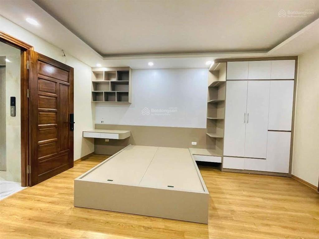 Chính chủ bán nhà đội cấn, nhà mới ở ngay, 5 tầng 6 ngủ, gần oto, 45m, mặt tiền 5.5m giá hơn 9 tỷ