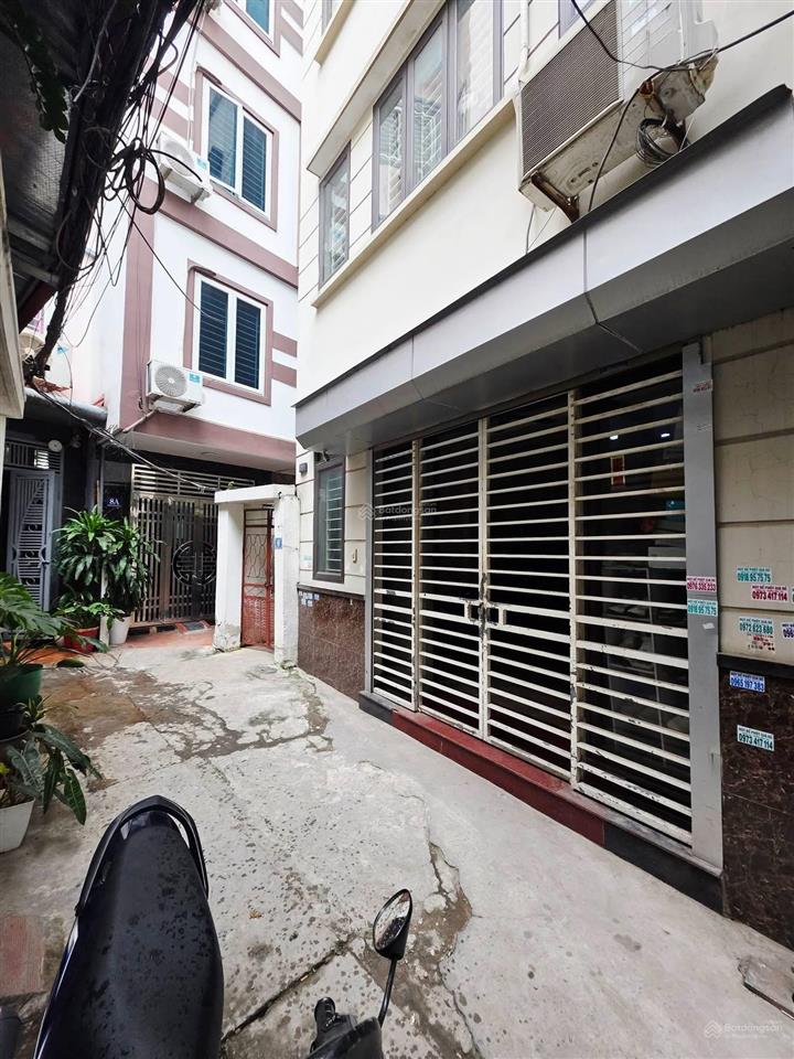 Bán nhà liễu giai, ba đình, nhà dân xây, 5 tầng, cho thuê 20 triệu tháng. giá 9.5 tỷ