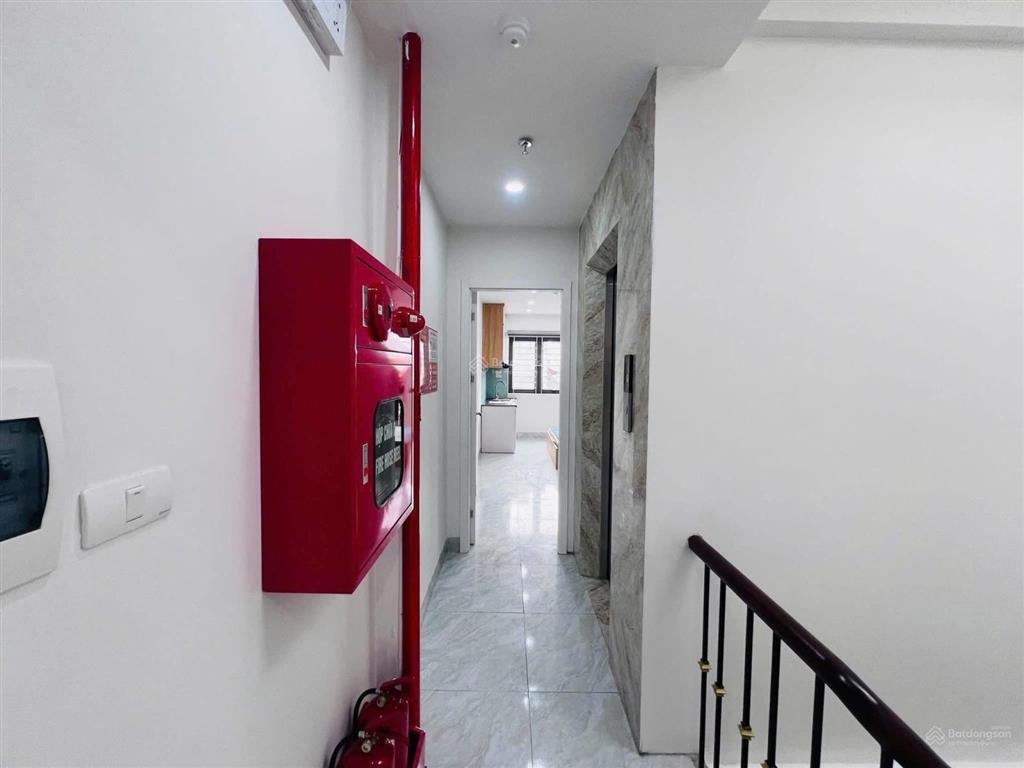 Bán tòa chdv cao cấp giang văn minh, ngõ thông, 10 phòng doanh thu gần 70 triệu. giá 15.3 tỷ